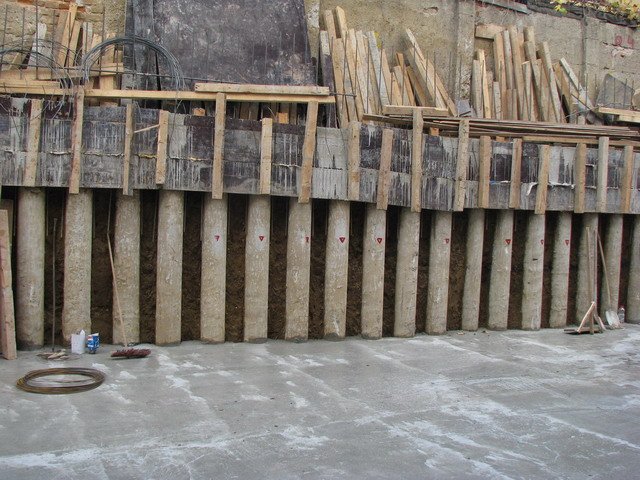 PILOTI FORATI